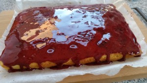 Homemade blackberry drizzle cake - deanysdesigns.co.uk