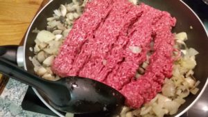 homemade spaghetti bolognese - deanysdesigns.co.uk